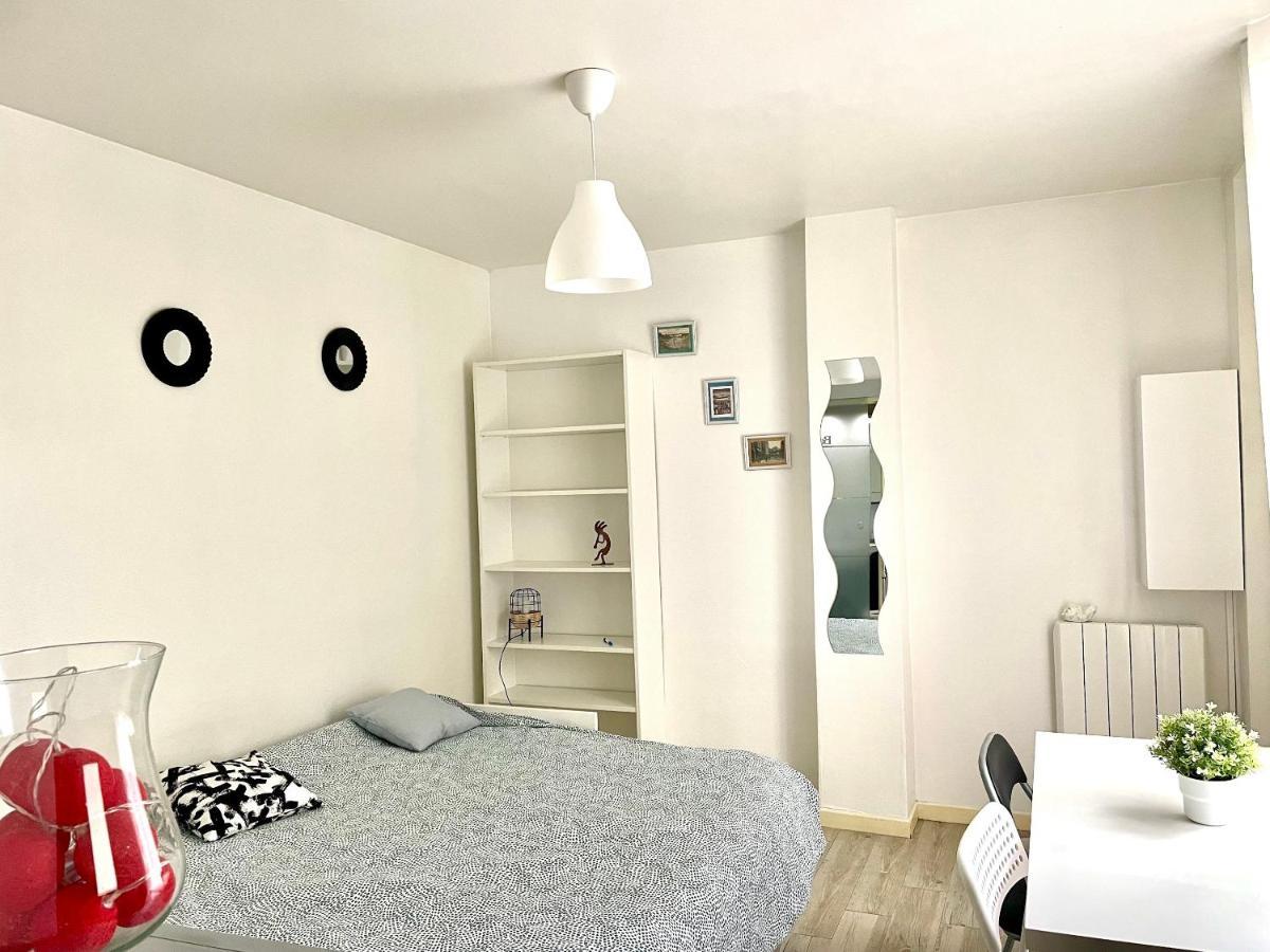 Studio Moderne Le Perreux Sur Marne 17M² ภายนอก รูปภาพ